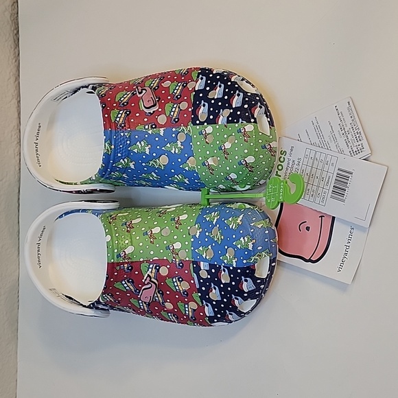 CROCS x Vineyard Vines HOLIDAY CHRISTMAS PATCHWORK CLOGS Size J4 - Picture 1 of 16